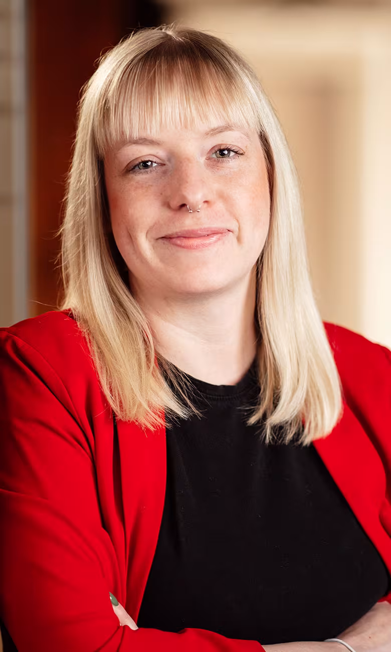 Jennifer Koch, Lohnbuchhalterin